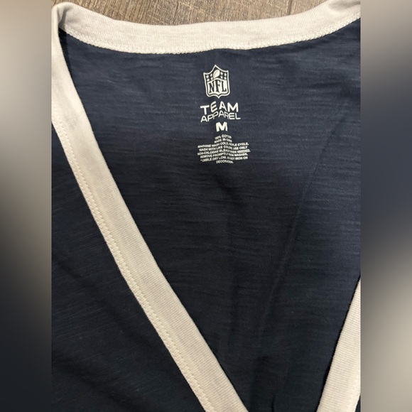 Seattle Seahawks long Sleeve Cardi ~MED~ - Picture 6 of 14